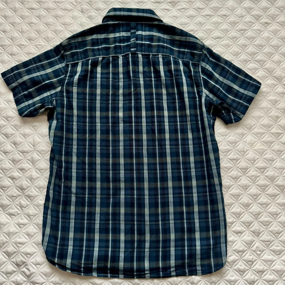 The North Face Blue Plaid Casual Button Down Short Sleeve Shirt Size S